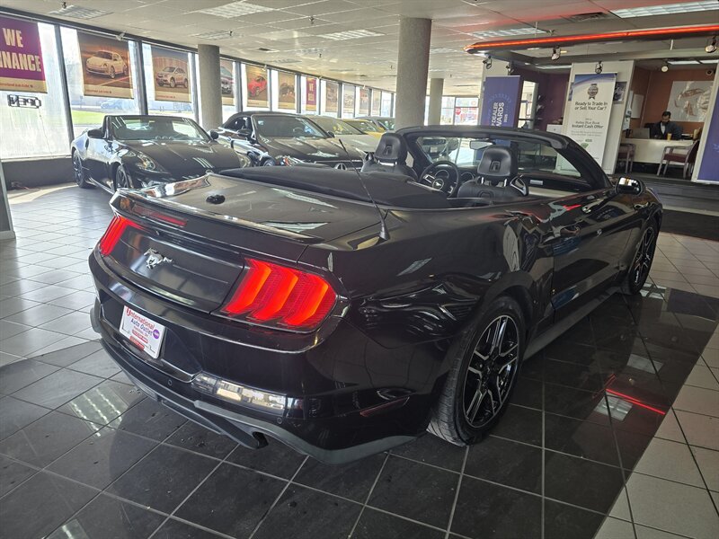 2019 Ford Mustang EcoBoost 2DR CONVERTIBLE - Photo 30 - Hamilton, OH 45015