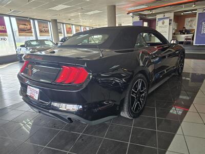 2019 Ford Mustang EcoBoost 2DR CONVERTIBLE - Photo 4 - Hamilton, OH 45015