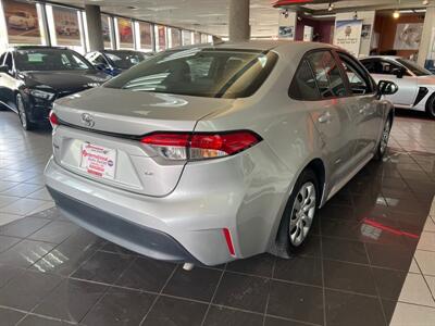 2023 Toyota Corolla LE 4DR SEDAN   - Photo 5 - Hamilton, OH 45015