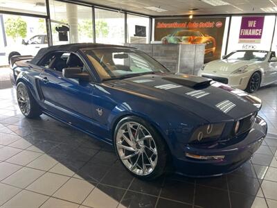 2009 Ford Mustang GT Premium 2DR CONVERTIBLE   - Photo 11 - Hamilton, OH 45015