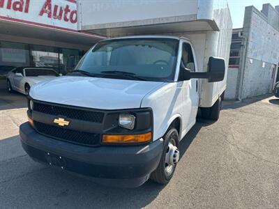 2017 Chevrolet Express G3500 2DR CUAWAY EXTENDED CARGO VAN   - Photo 2 - Hamilton, OH 45015