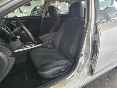 2015 Nissan Altima 2.5 SV 4DR SEDAN   - Photo 11 - Hamilton, OH 45015