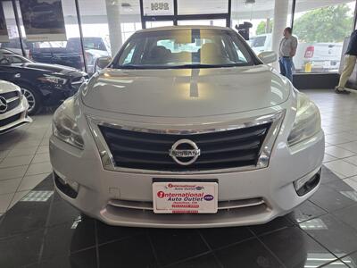 2015 Nissan Altima 2.5 SV 4DR SEDAN   - Photo 2 - Hamilton, OH 45015
