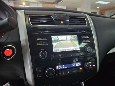 2015 Nissan Altima 2.5 SV 4DR SEDAN   - Photo 21 - Hamilton, OH 45015
