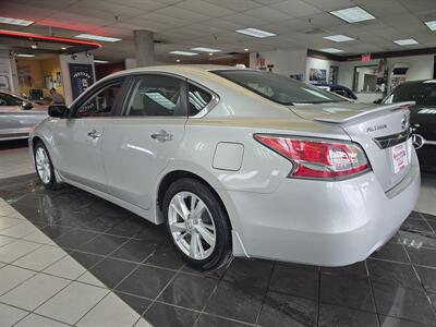 2015 Nissan Altima 2.5 SV 4DR SEDAN   - Photo 6 - Hamilton, OH 45015