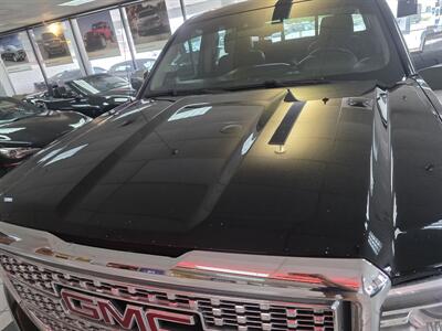 2017 GMC Sierra 1500 Denali 4DR CREW CAB 4X4/V8   - Photo 38 - Hamilton, OH 45015