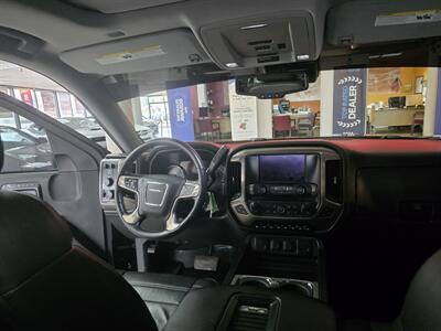2017 GMC Sierra 1500 Denali 4DR CREW CAB 4X4/V8   - Photo 22 - Hamilton, OH 45015