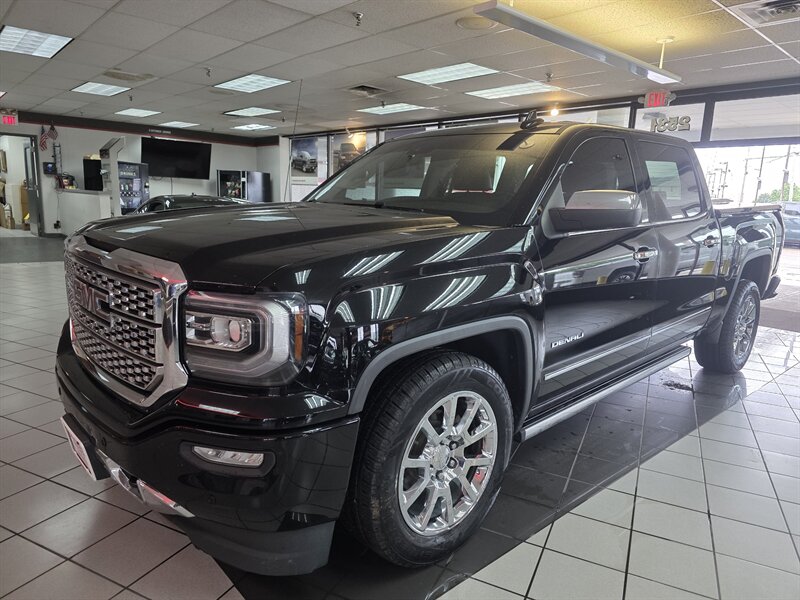 2017 GMC Sierra 1500 Denali 4DR CREW CAB 4X4/V8   - Photo 1 - Hamilton, OH 45015