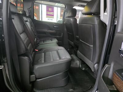 2017 GMC Sierra 1500 Denali 4DR CREW CAB 4X4/V8   - Photo 23 - Hamilton, OH 45015