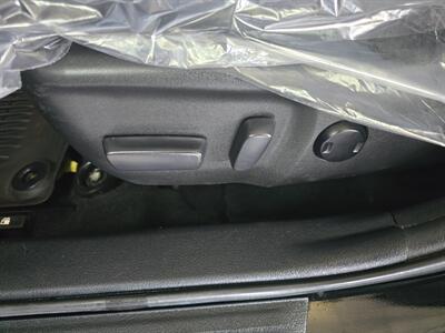 2017 Toyota Camry SE 4DR SEDAN   - Photo 18 - Hamilton, OH 45015