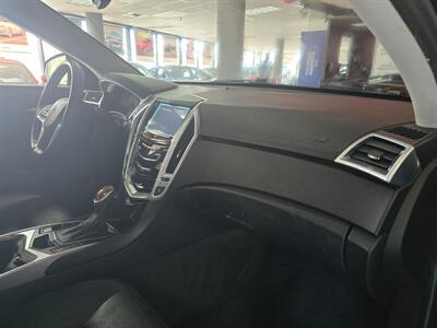 2013 Cadillac SRX Luxury Collection 4DR SUV AWD   - Photo 12 - Hamilton, OH 45015
