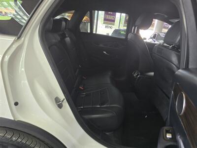 2018 Mercedes-Benz GLC GLC 300 4MATIC 4DR SUV   - Photo 17 - Hamilton, OH 45015