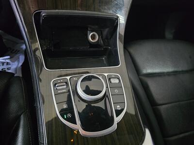 2018 Mercedes-Benz GLC GLC 300 4MATIC 4DR SUV   - Photo 22 - Hamilton, OH 45015