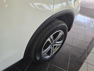 2018 Mercedes-Benz GLC GLC 300 4MATIC 4DR SUV   - Photo 30 - Hamilton, OH 45015