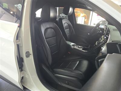 2018 Mercedes-Benz GLC GLC 300 4MATIC 4DR SUV   - Photo 15 - Hamilton, OH 45015