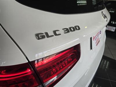2018 Mercedes-Benz GLC GLC 300 4MATIC 4DR SUV   - Photo 26 - Hamilton, OH 45015
