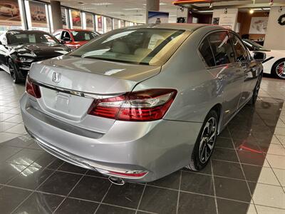 2017 Honda Accord EX-L V6 4DR SEDAN   - Photo 6 - Hamilton, OH 45015