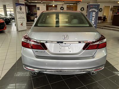 2017 Honda Accord EX-L V6 4DR SEDAN   - Photo 7 - Hamilton, OH 45015