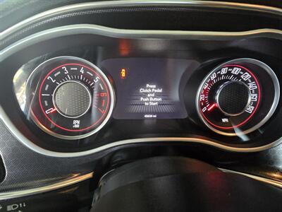 2015 Dodge Challenger R/T Scat Pack 2DR COUPE   - Photo 28 - Hamilton, OH 45015