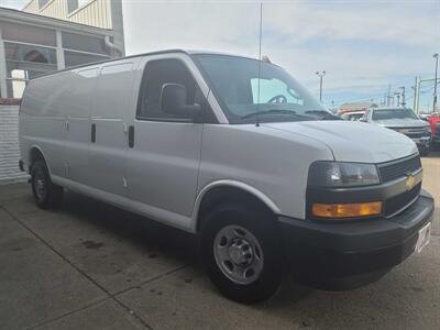 2020 Chevrolet Express 2500  3DR EXTENDED CARGO VA/V6   - Photo 4 - Hamilton, OH 45015