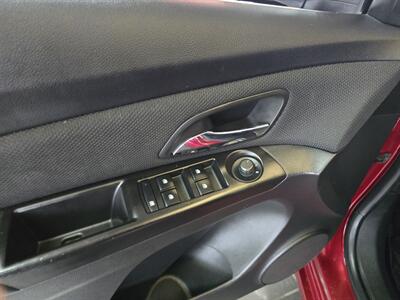 2014 Chevrolet Cruze 1LT Auto   - Photo 17 - Hamilton, OH 45015