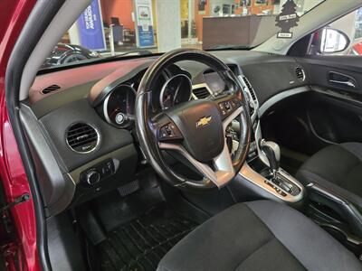 2014 Chevrolet Cruze 1LT Auto   - Photo 8 - Hamilton, OH 45015