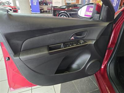 2014 Chevrolet Cruze 1LT Auto   - Photo 7 - Hamilton, OH 45015