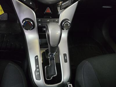 2014 Chevrolet Cruze 1LT Auto   - Photo 18 - Hamilton, OH 45015