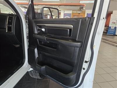2014 RAM 1500 Sport 4DR CREW CAB 4X4/HEMI   - Photo 13 - Hamilton, OH 45015