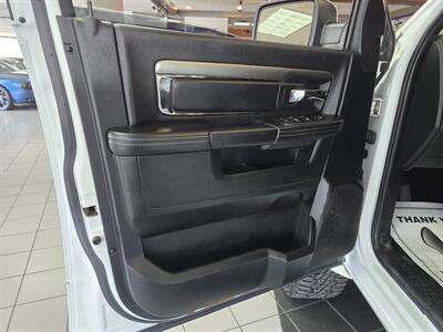 2014 RAM 1500 Sport 4DR CREW CAB 4X4/HEMI   - Photo 7 - Hamilton, OH 45015