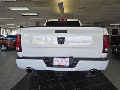 2014 RAM 1500 Sport 4DR CREW CAB 4X4/HEMI   - Photo 5 - Hamilton, OH 45015