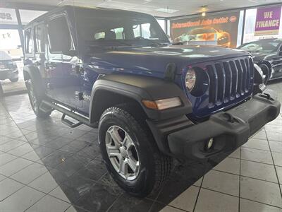 2019 Jeep Wrangler Sport 4DR SUV 4X4   - Photo 3 - Hamilton, OH 45015