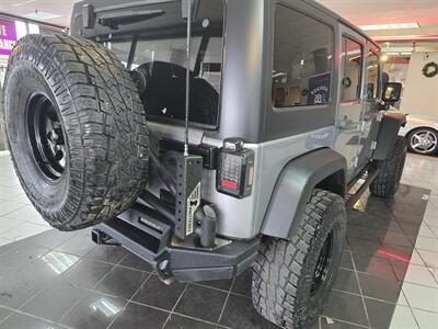 2015 Jeep Wrangler Rubicon 2DR SUV 4X4   - Photo 35 - Hamilton, OH 45015