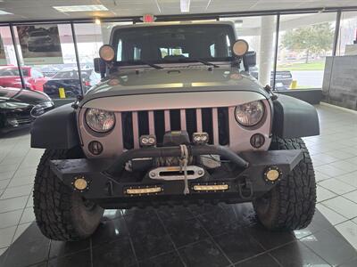 2015 Jeep Wrangler Rubicon 2DR SUV 4X4   - Photo 2 - Hamilton, OH 45015