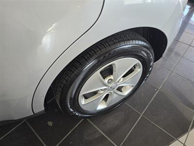 2014 Kia Soul   - Photo 24 - Hamilton, OH 45015