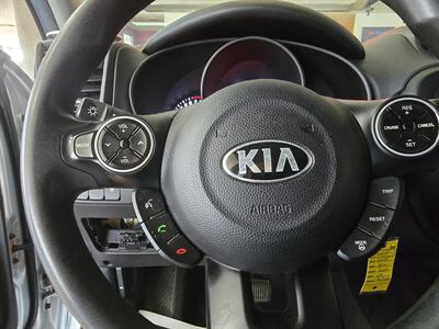 2014 Kia Soul   - Photo 20 - Hamilton, OH 45015