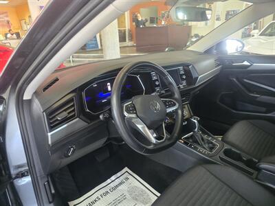2024 Volkswagen Jetta S   - Photo 8 - Hamilton, OH 45015