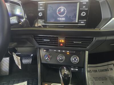2024 Volkswagen Jetta S   - Photo 22 - Hamilton, OH 45015