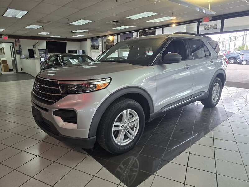 2020 Ford Explorer XLT 4DR SUV AWD   - Photo 1 - Hamilton, OH 45015