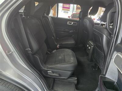 2020 Ford Explorer XLT 4DR SUV AWD - Photo 19 - Hamilton, OH 45015