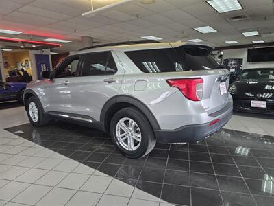 2020 Ford Explorer XLT 4DR SUV AWD - Photo 6 - Hamilton, OH 45015