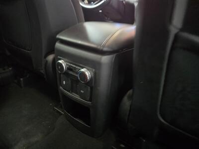2020 Ford Explorer XLT 4DR SUV AWD - Photo 18 - Hamilton, OH 45015