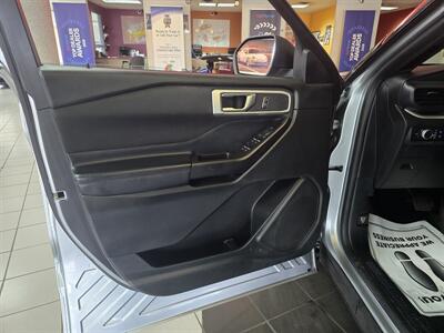 2020 Ford Explorer XLT 4DR SUV AWD - Photo 7 - Hamilton, OH 45015
