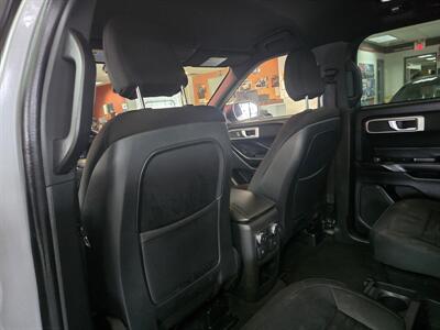 2020 Ford Explorer XLT 4DR SUV AWD - Photo 11 - Hamilton, OH 45015