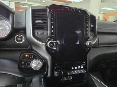 2020 RAM 1500 Laramie   - Photo 27 - Hamilton, OH 45015