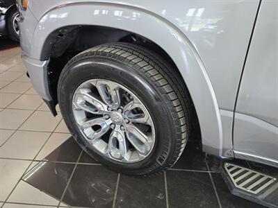 2020 RAM 1500 Laramie   - Photo 45 - Hamilton, OH 45015