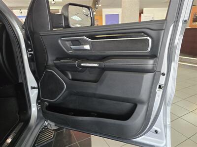 2020 RAM 1500 Laramie   - Photo 13 - Hamilton, OH 45015