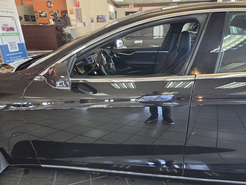 2016 Tesla Model S 90D 4DR HATCHBACK AWD - Photo 33 - Hamilton, OH 45015