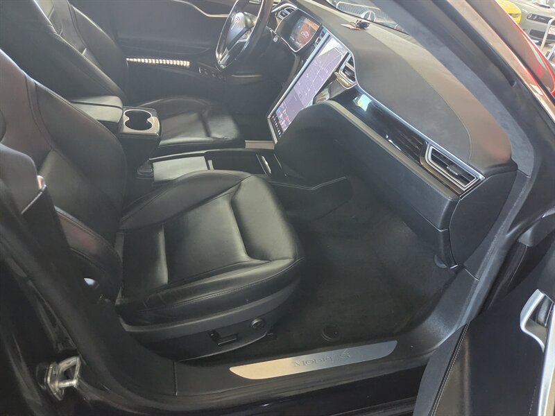 2016 Tesla Model S 90D 4DR HATCHBACK AWD - Photo 20 - Hamilton, OH 45015