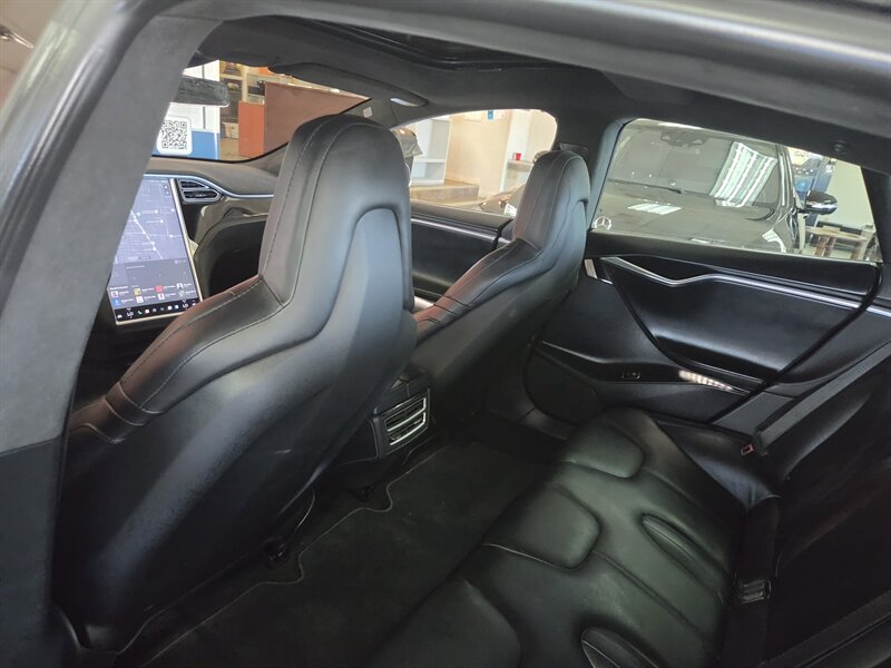 2016 Tesla Model S 90D 4DR HATCHBACK AWD - Photo 14 - Hamilton, OH 45015